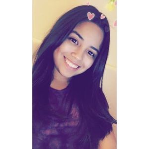 Meet your Posher, Meli